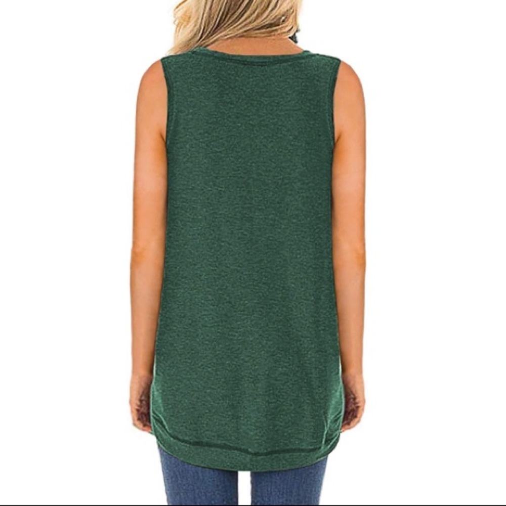 🔴SOLD Sleeveless Green High Low Tank Leopard - Picture 2 of 3
